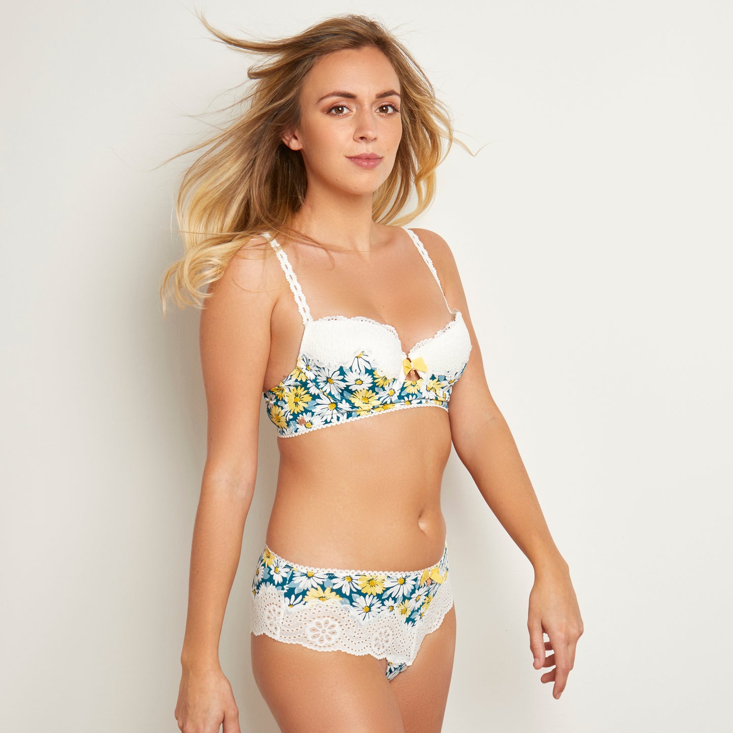 Shorty IDYLLE IVOIRE Brigitte BARDOT Lingerie