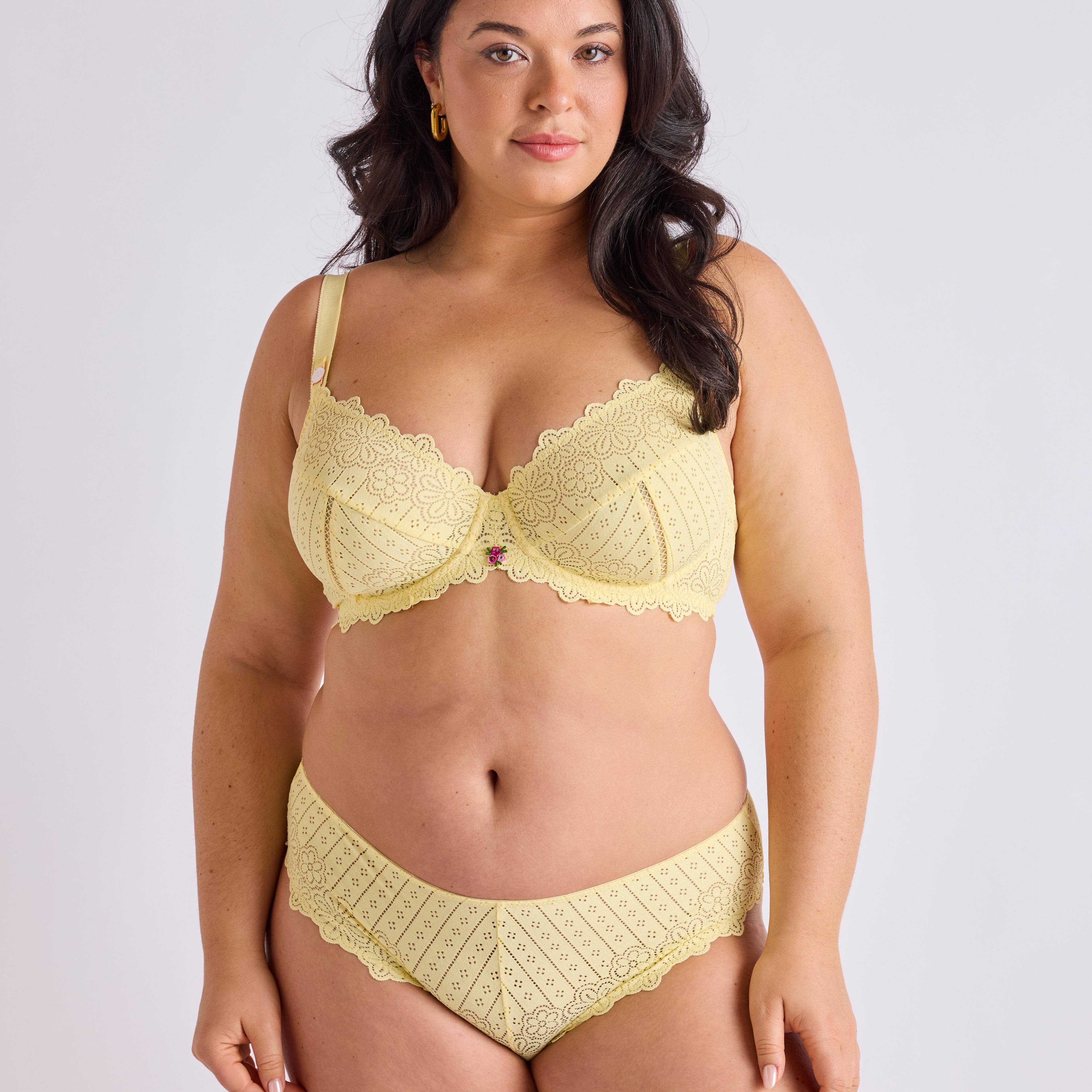 SLIP GRANDE TAILLE DENTELLE FLORALE | POETESSE