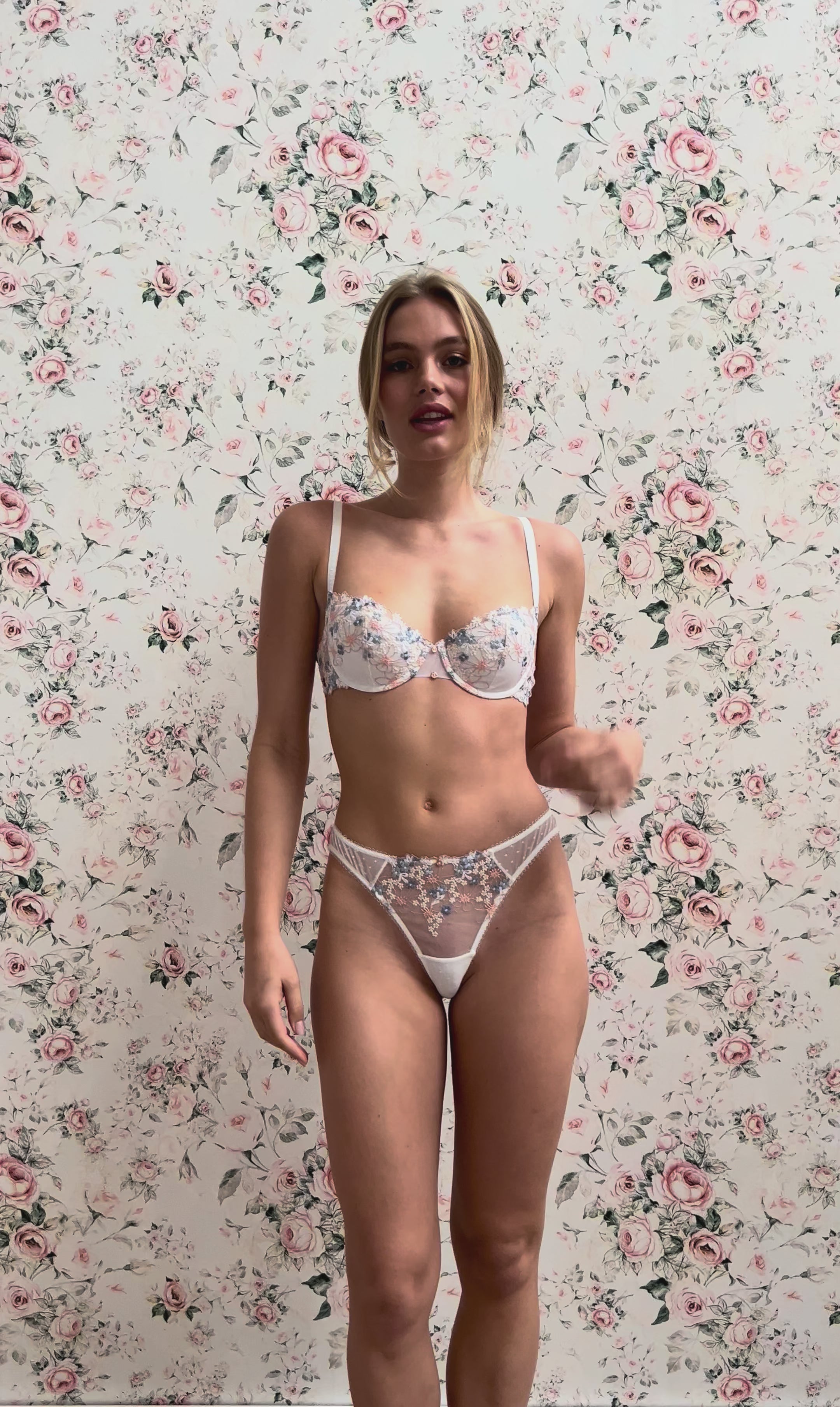 TANGA DENTELLE ET BRODERIE FLORALE | ODE